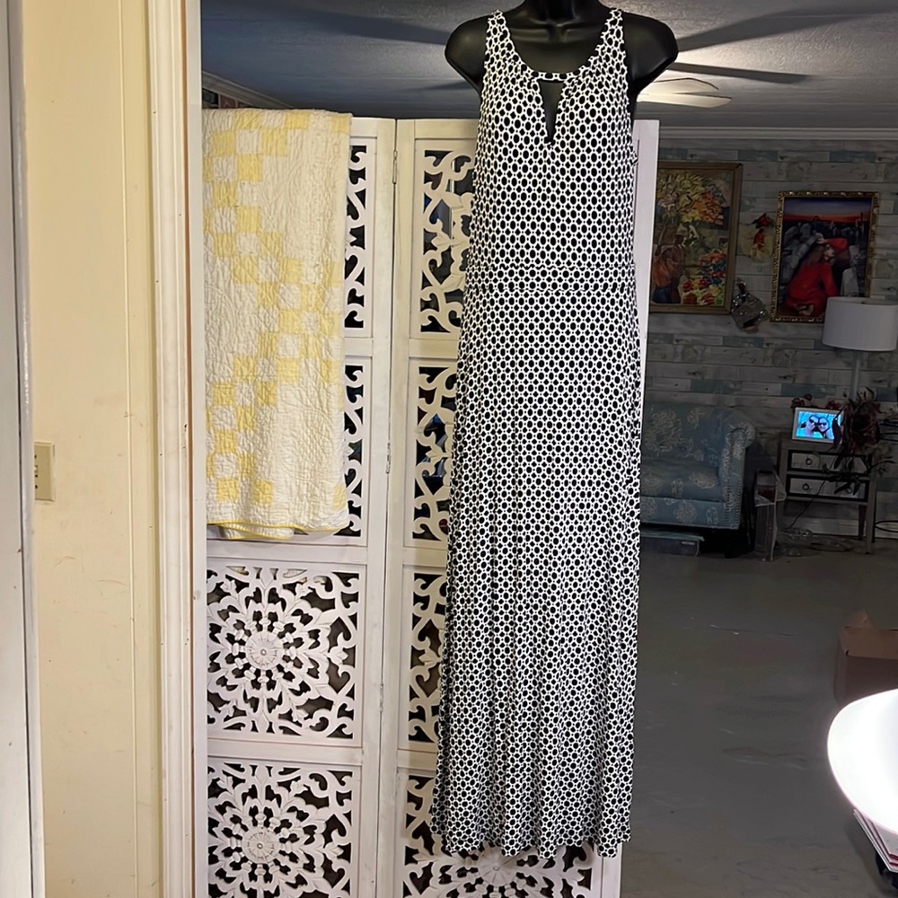 Banana Republic- beautiful  summer maxi dress ! Size M